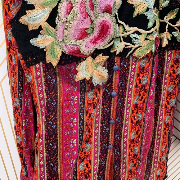 Anthropologie Cyrena Velvet Floral Embroidered Long Sleeve Tunic Boho bohemian M - Picture 8 of 10